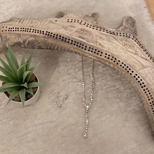 2/$20 Necklace and Earring Set